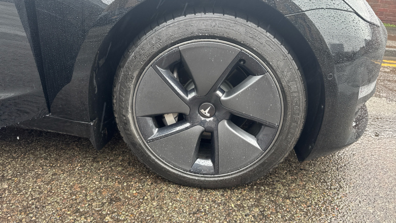 Tesla Model 3 Long Range AWD 4dr Auto Electric Saloon